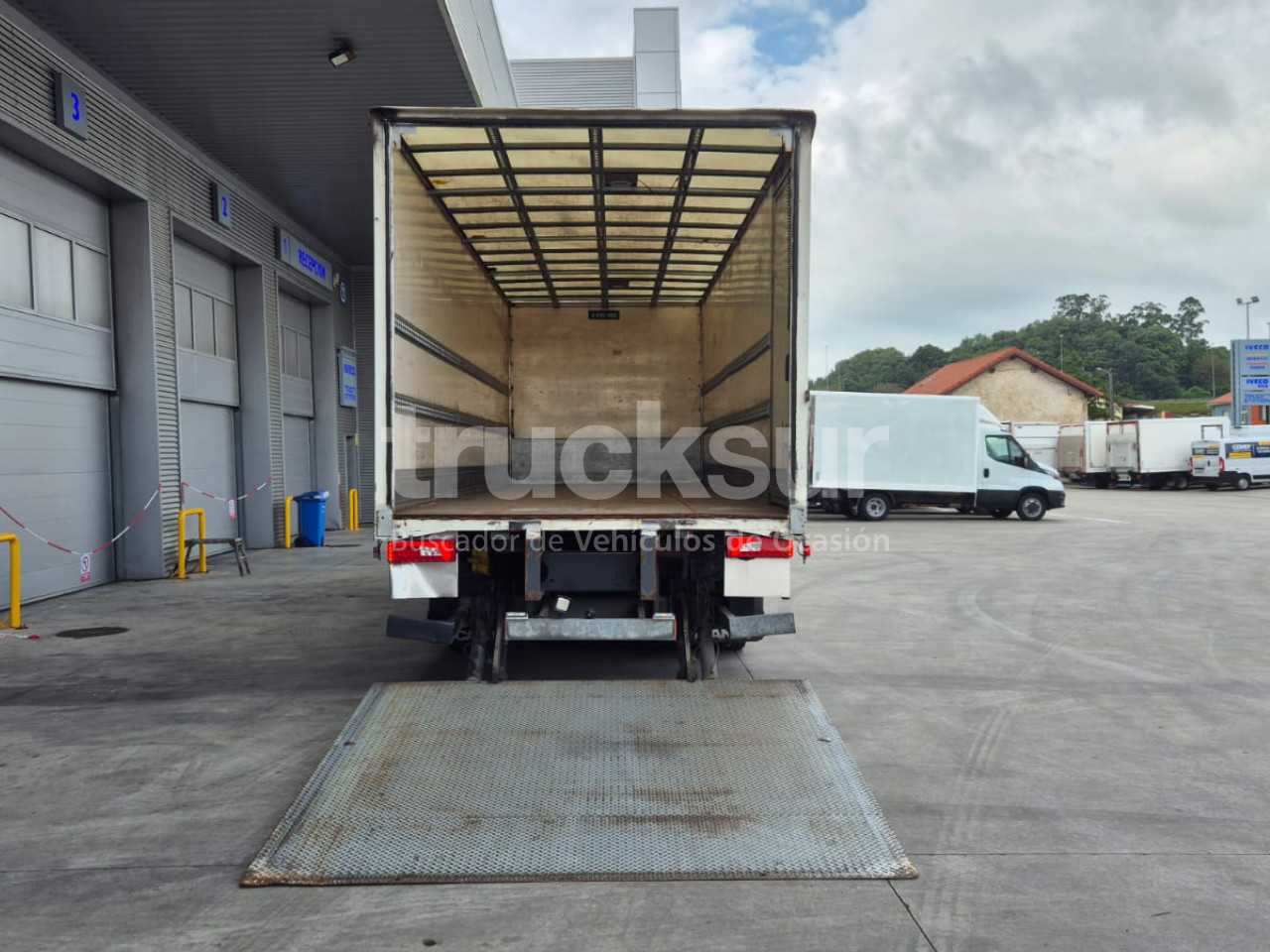 scania-p320-26-3