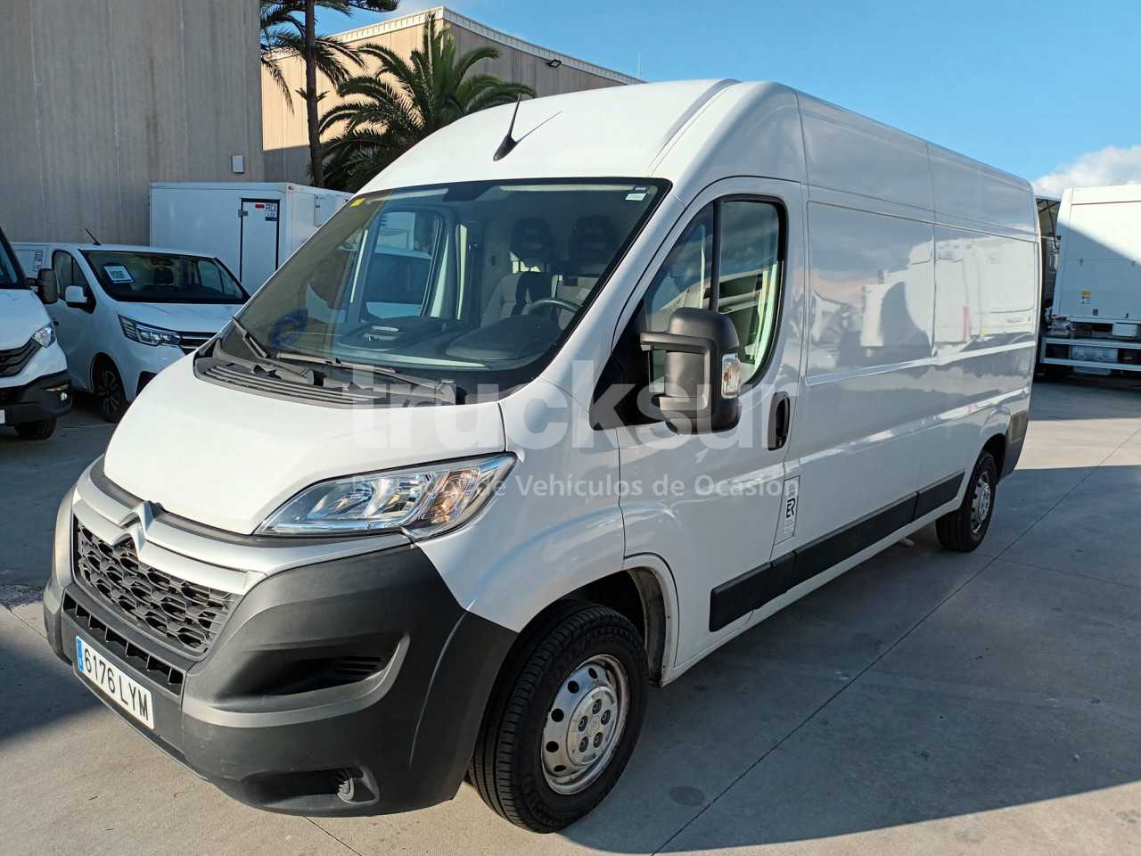 citroen-120-35-l3h2-12m3-6