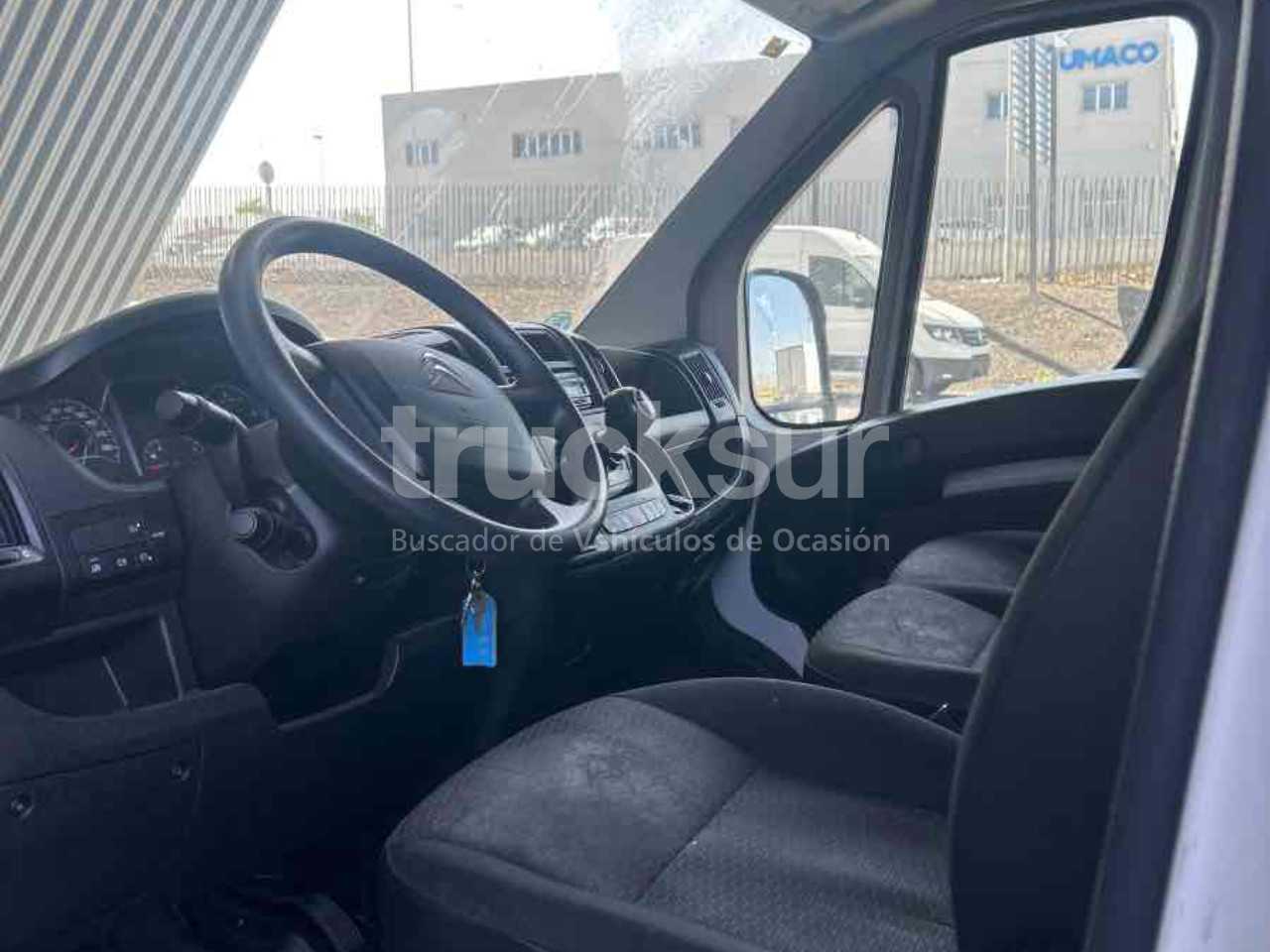 citroen-120-35-l3h2-12m3-8