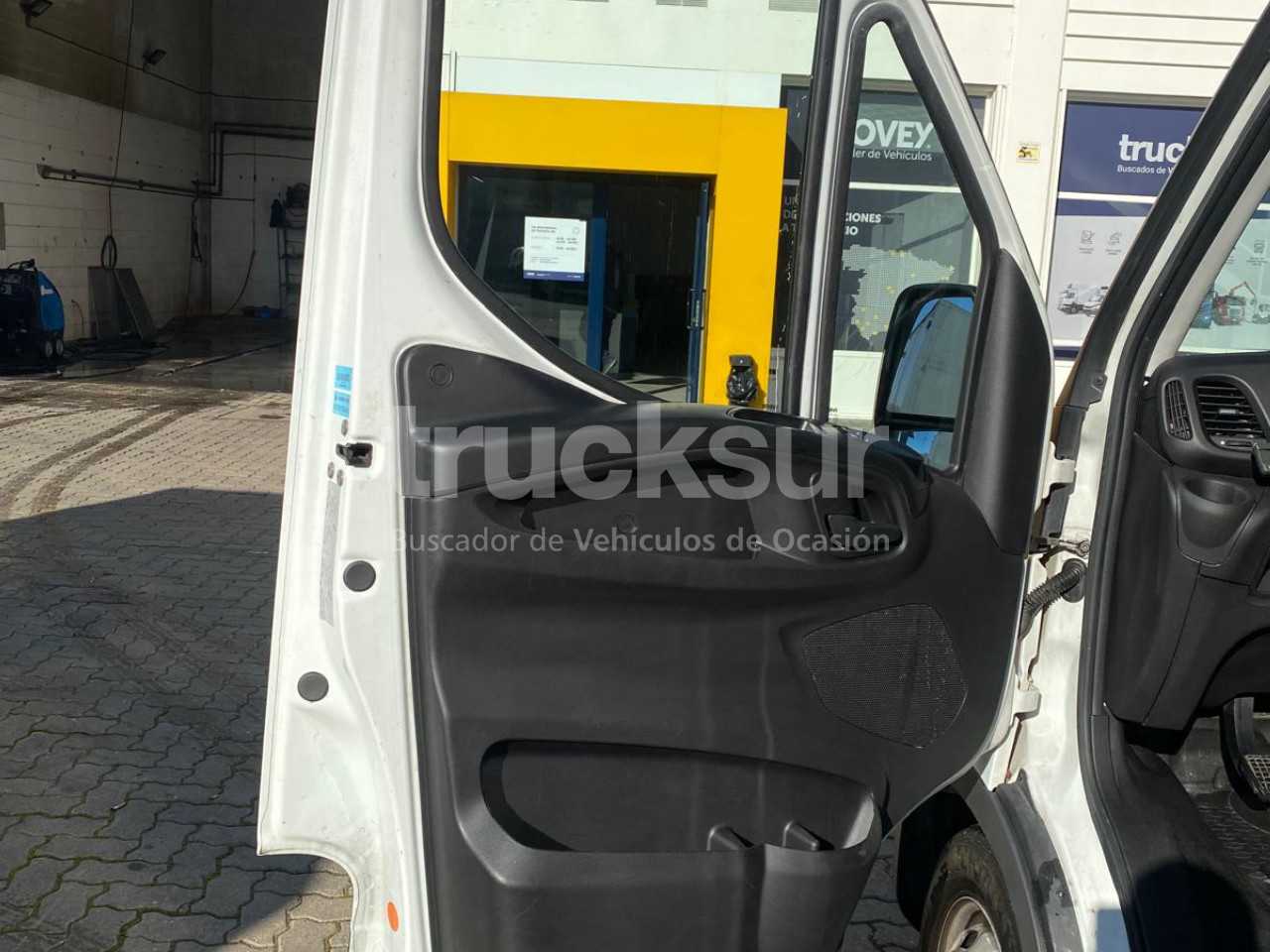 iveco-35c15-1