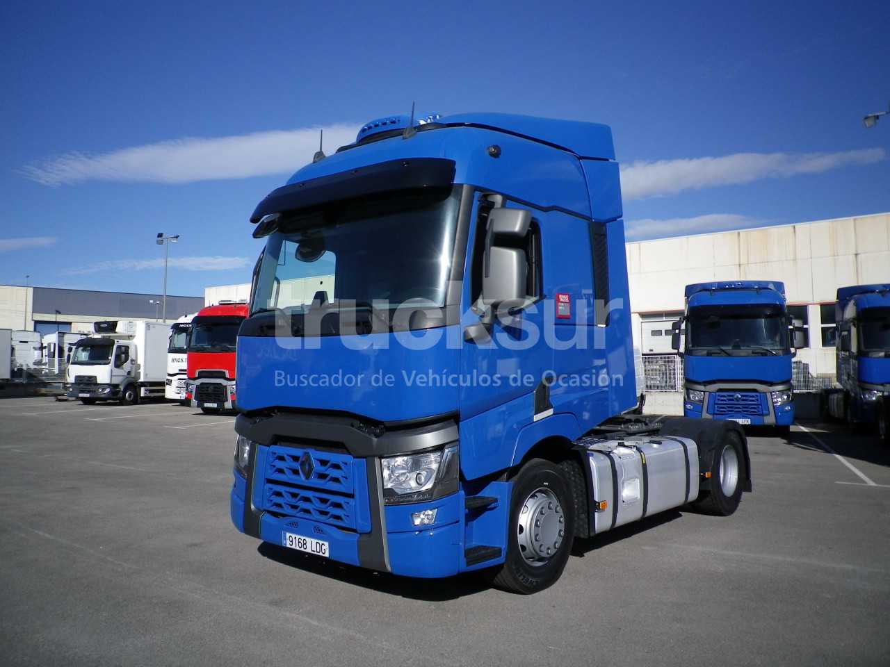 renault-t520-sleeper-cab-15