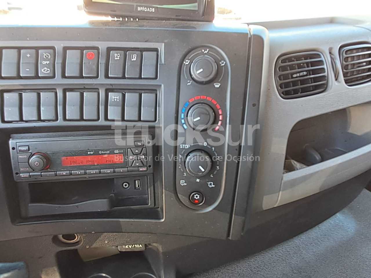 renault-d320-18-9