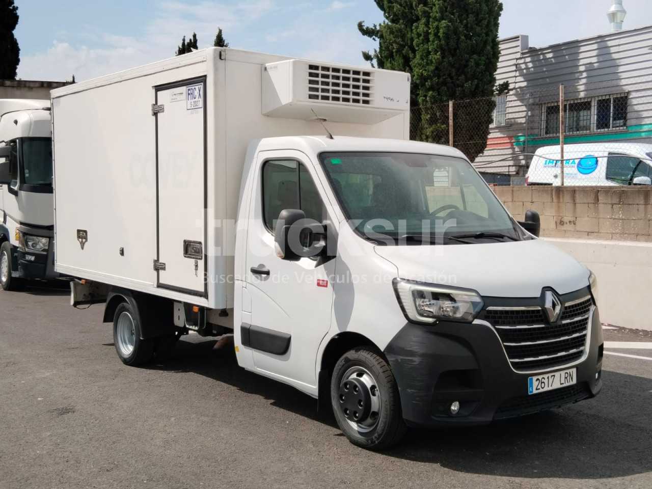 renault-165-35-frc-x