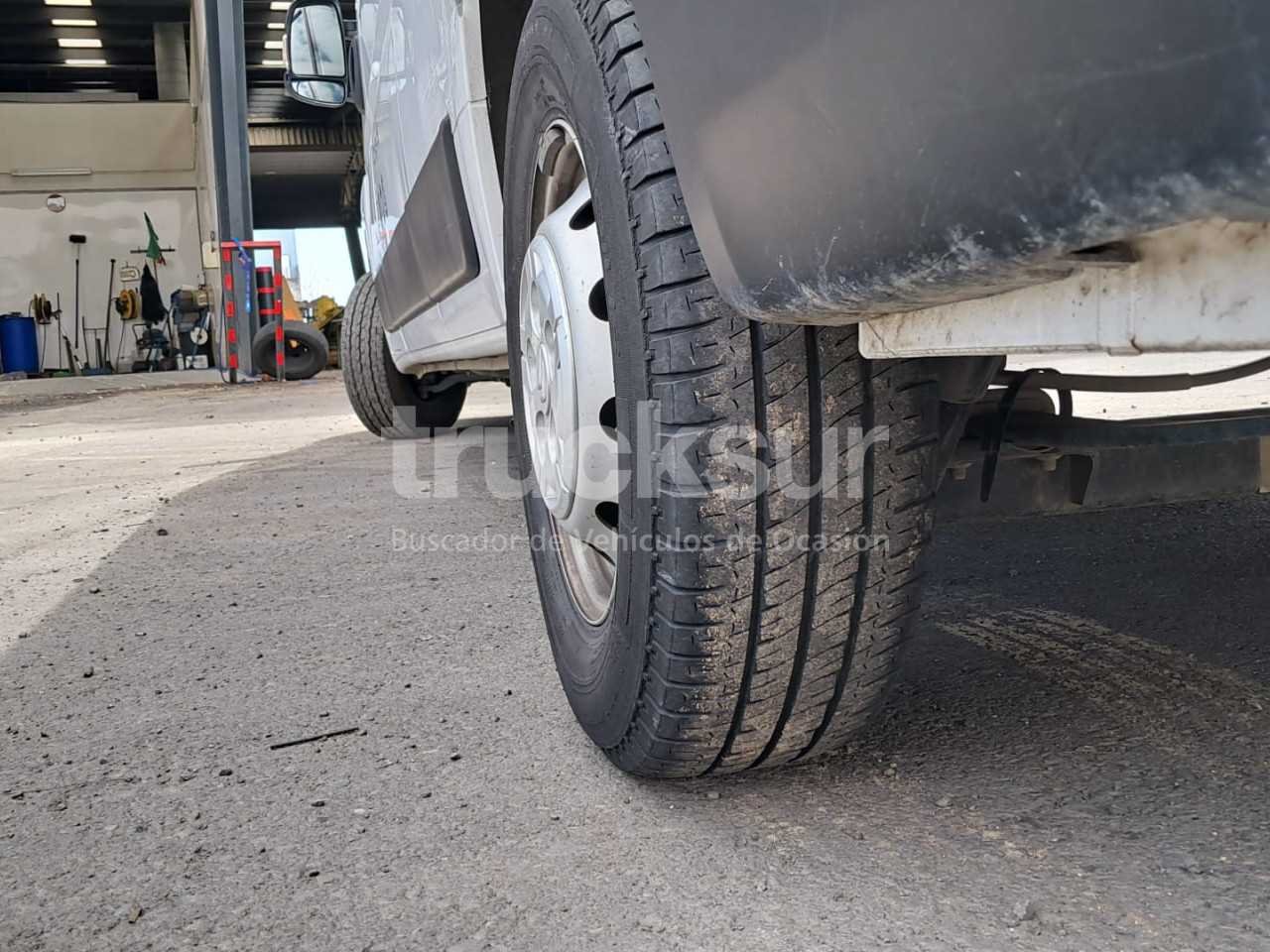 citroen-120-35-l3h2-12m3-7