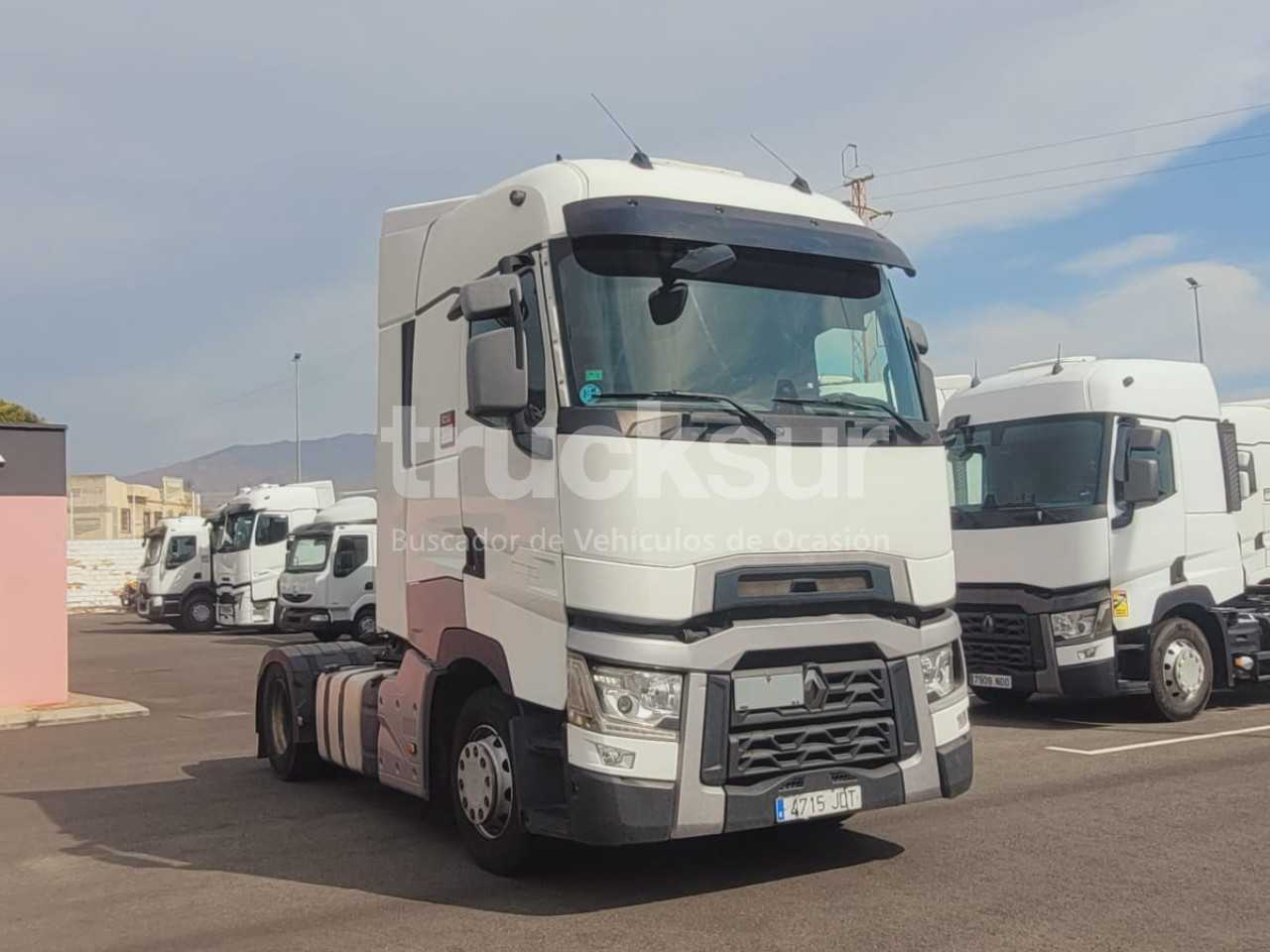 renault-t480-high-sleeper-cab-7
