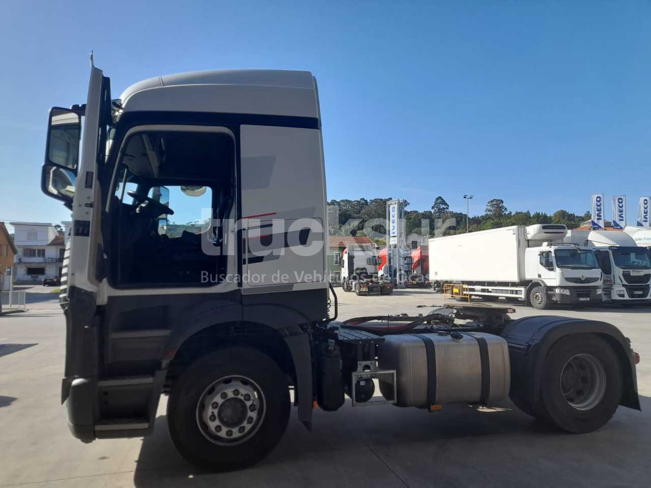 mercedes-actros-1848f