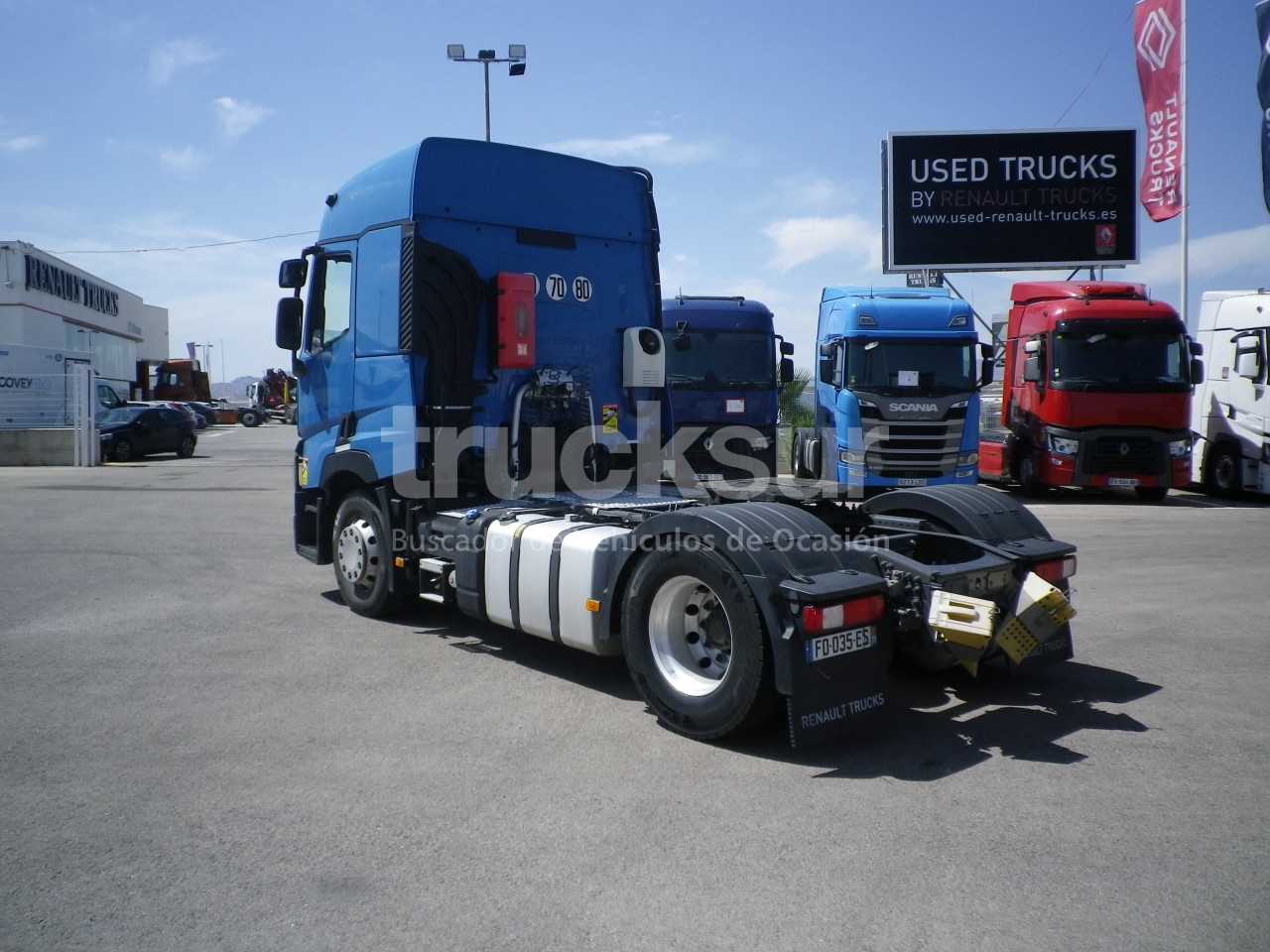 renault-t440-sleeper-cab-2