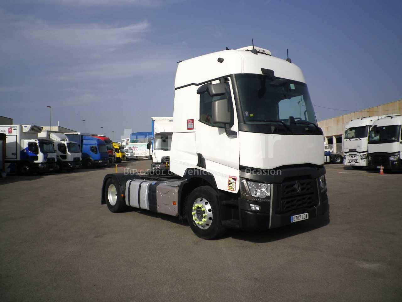 renault-t480-sleeper-cab-27