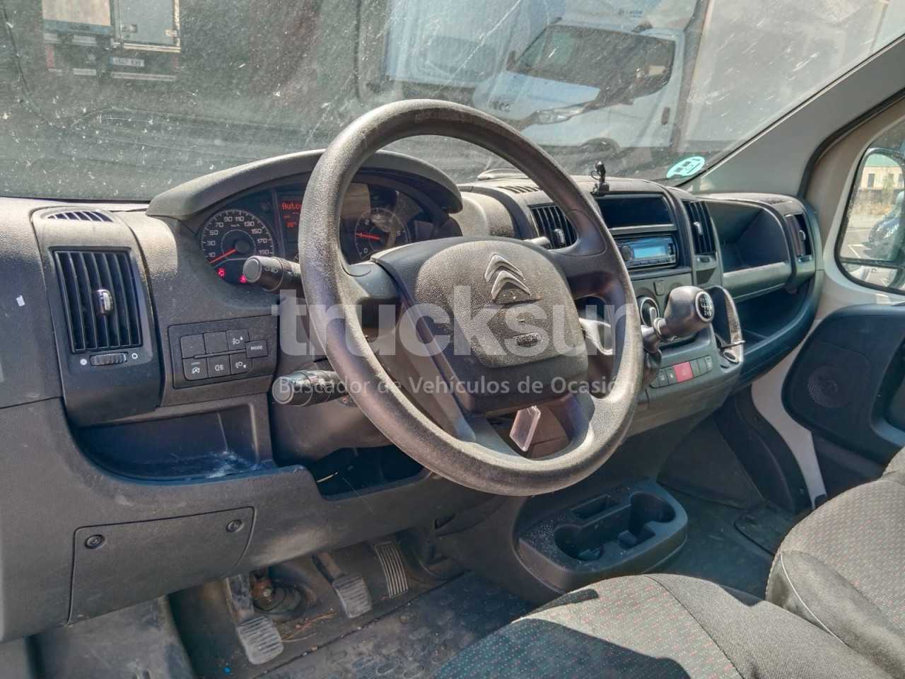citroen-120-35-l3h2-12m3-29