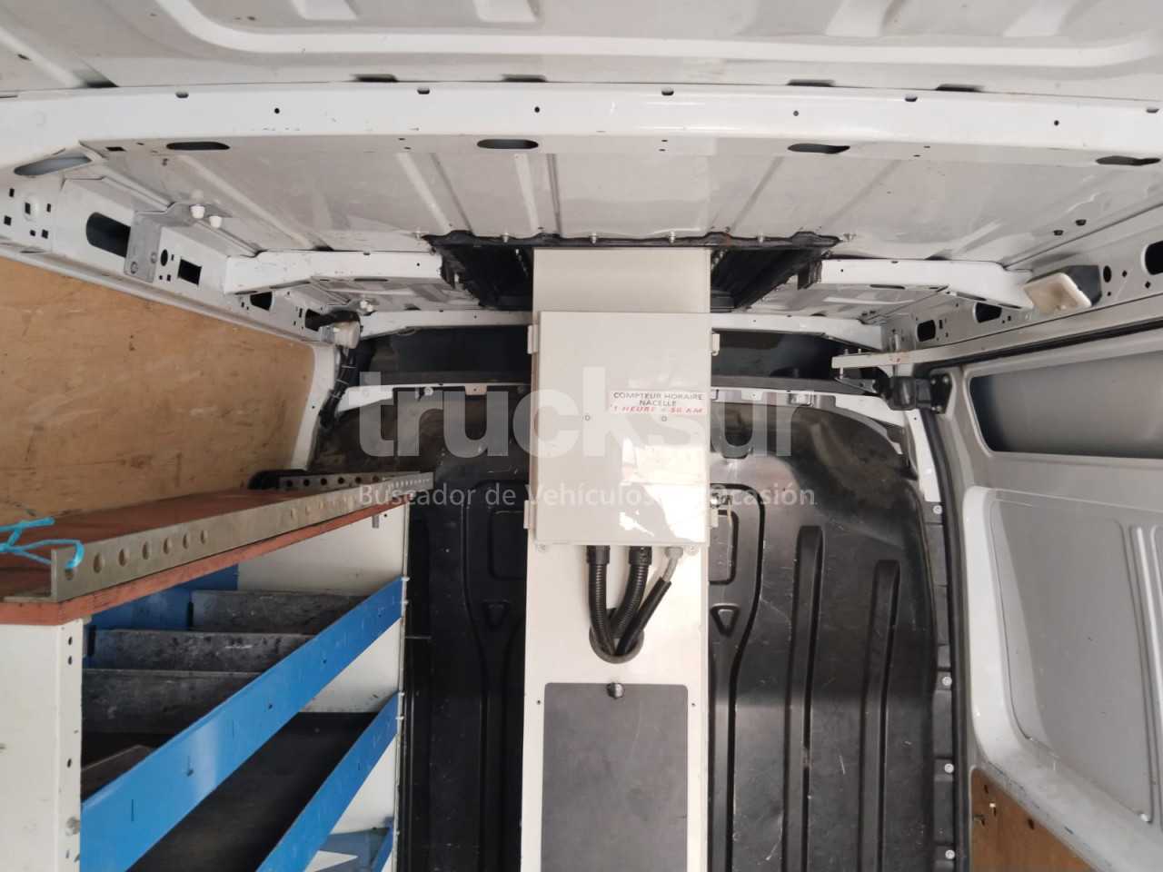 renault-master-130-35-76