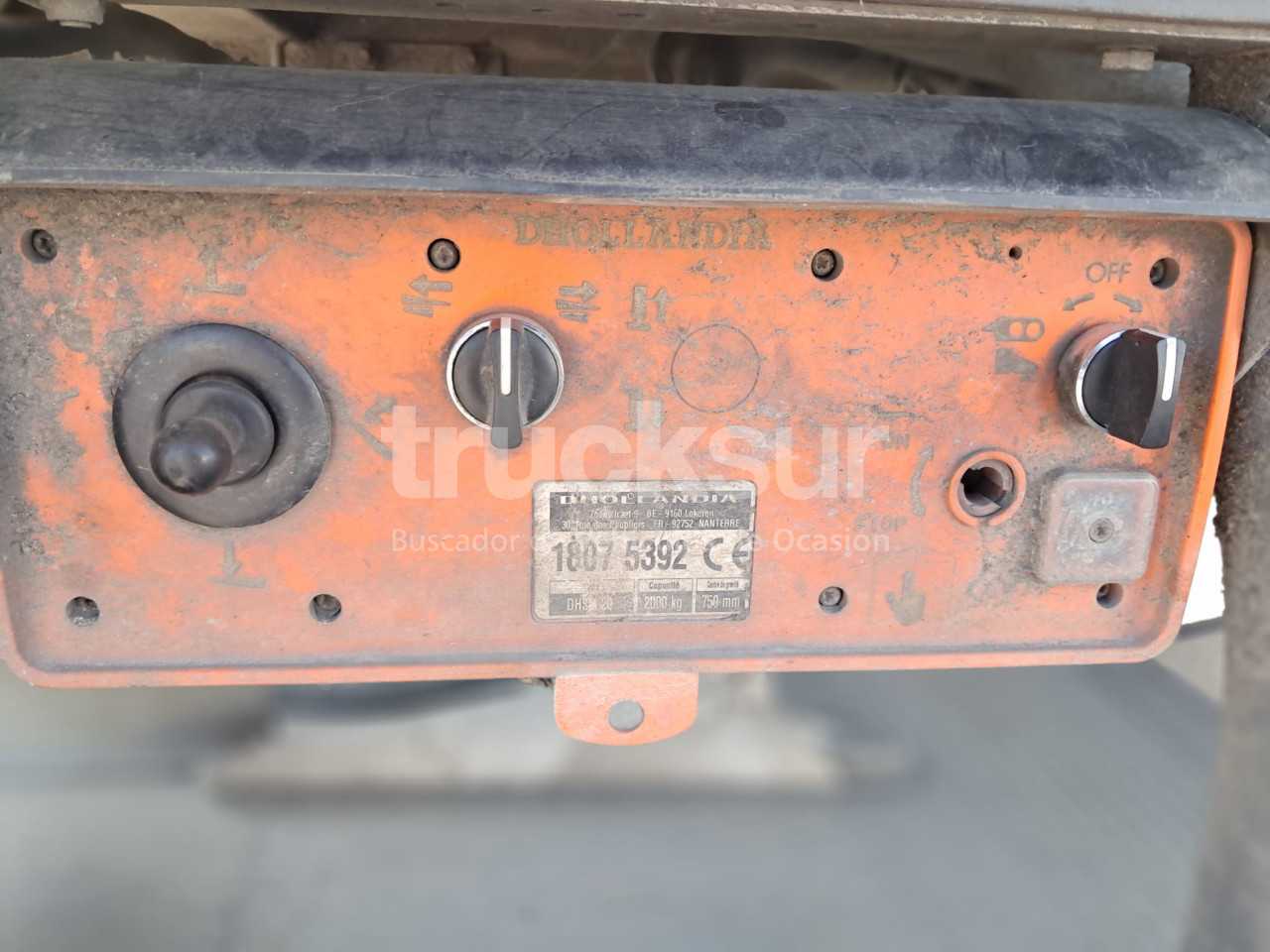 renault-d320-3