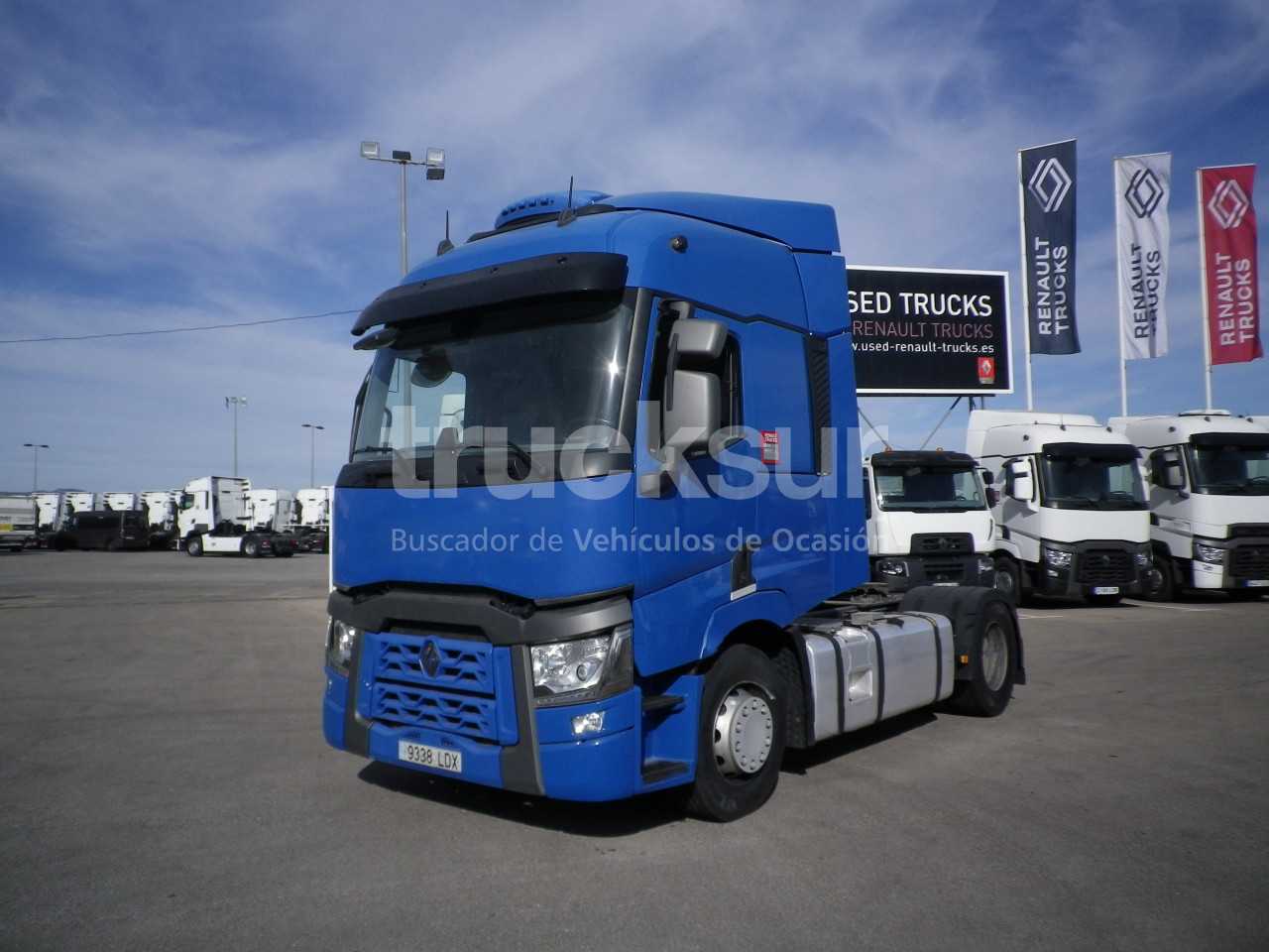 renault-t520-sleeper-cab-22