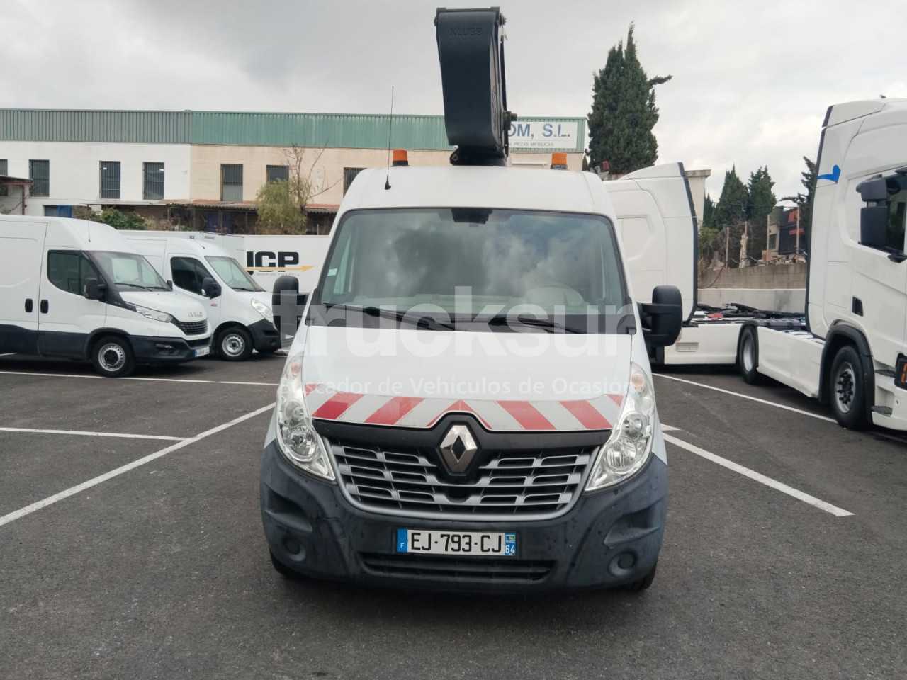 renault-master-130-35-76