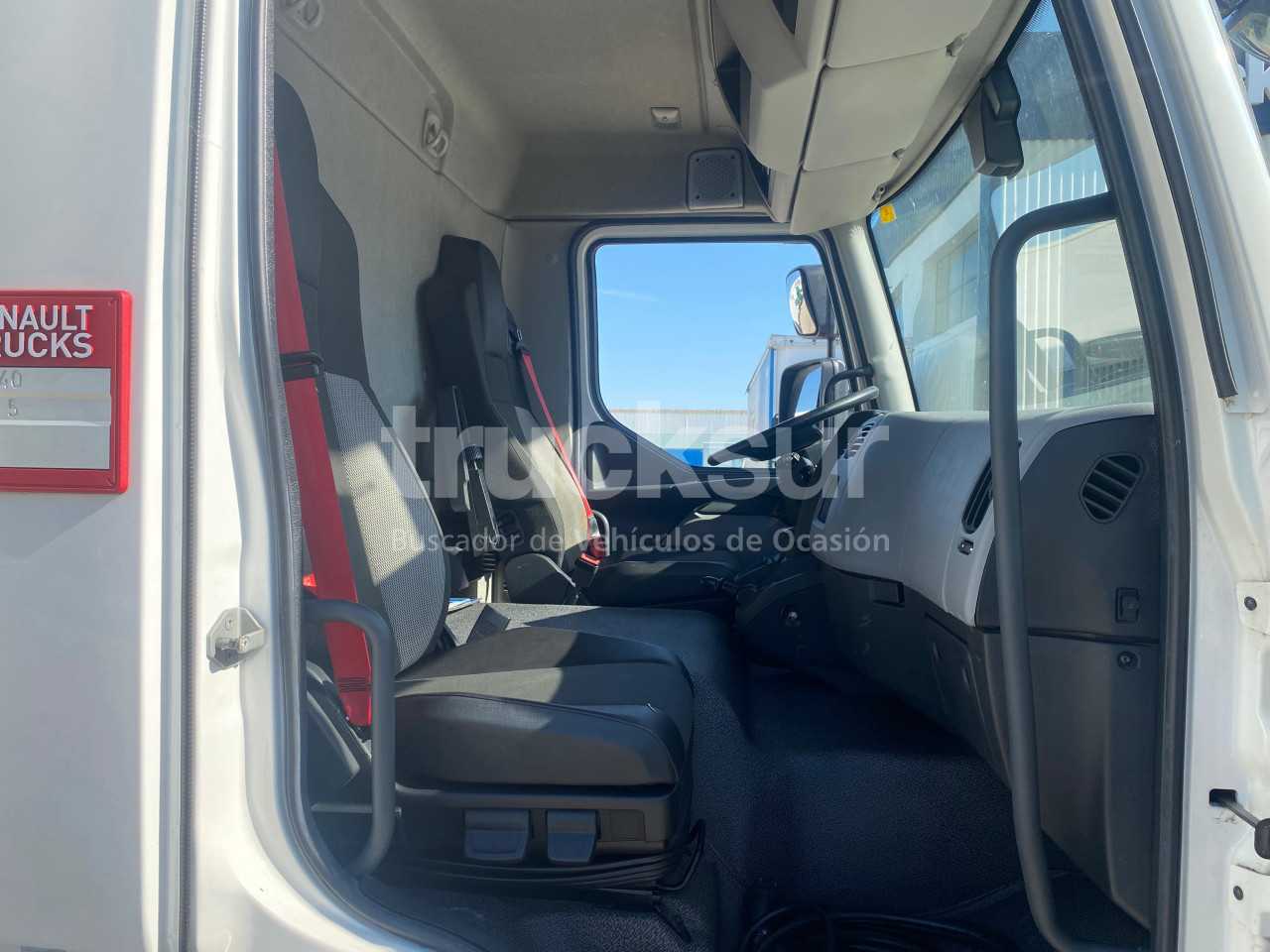 renault-d240-13