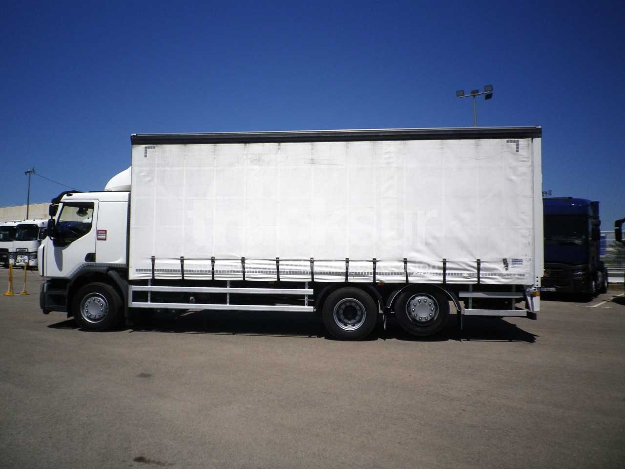 renault-d320-1