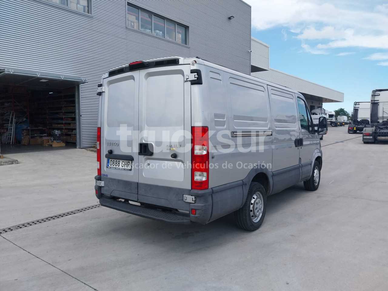 iveco-daily-35s12-7m3