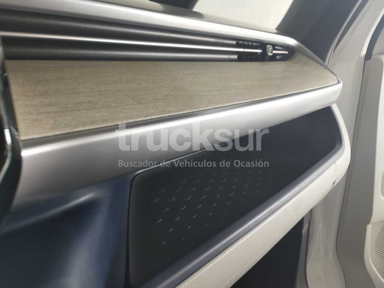 volkswagen-volkswagen-id-buzz-pro-1