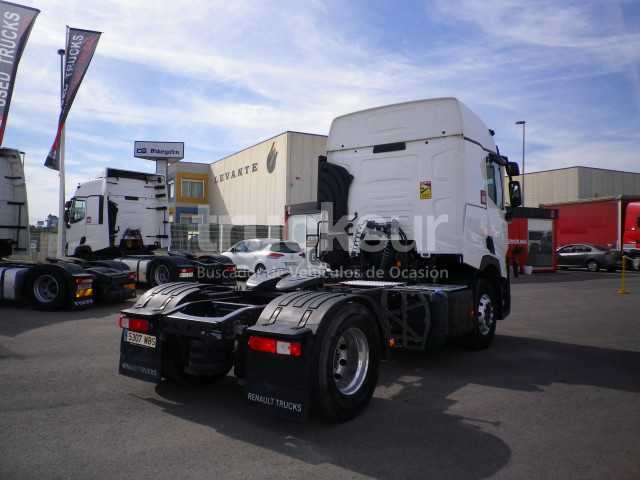 renault-t480-sleeper-cab-13