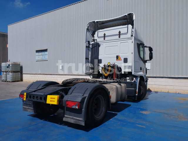 iveco-at440s46t-p-1