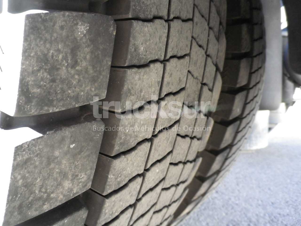 renault-t520-sleeper-cab-adr