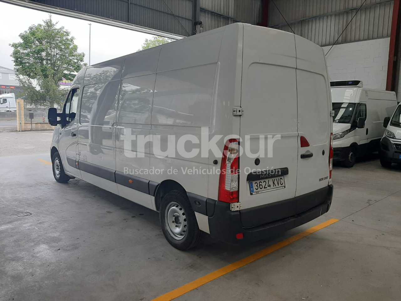 renault-master-130-35-29