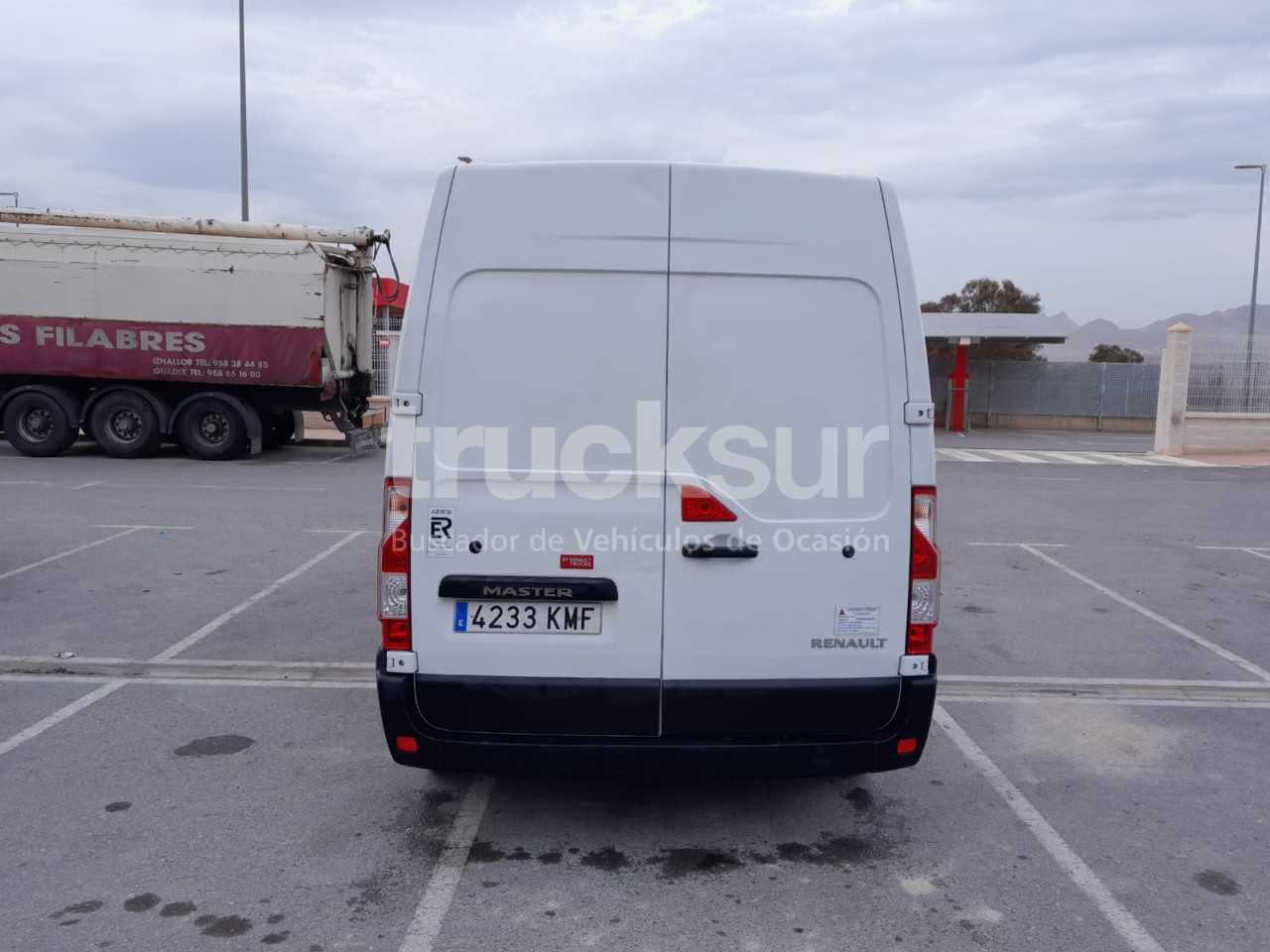 renault-master-130-35-36