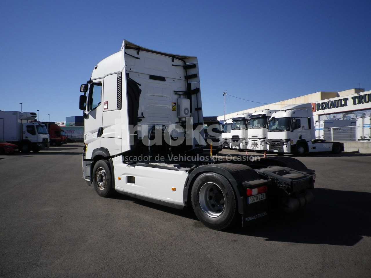 renault-t520-high-sleeper-cab-adr-5
