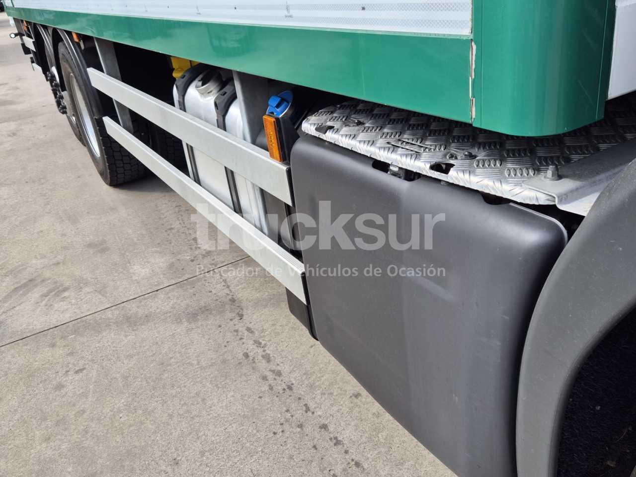 renault-d320-26-1