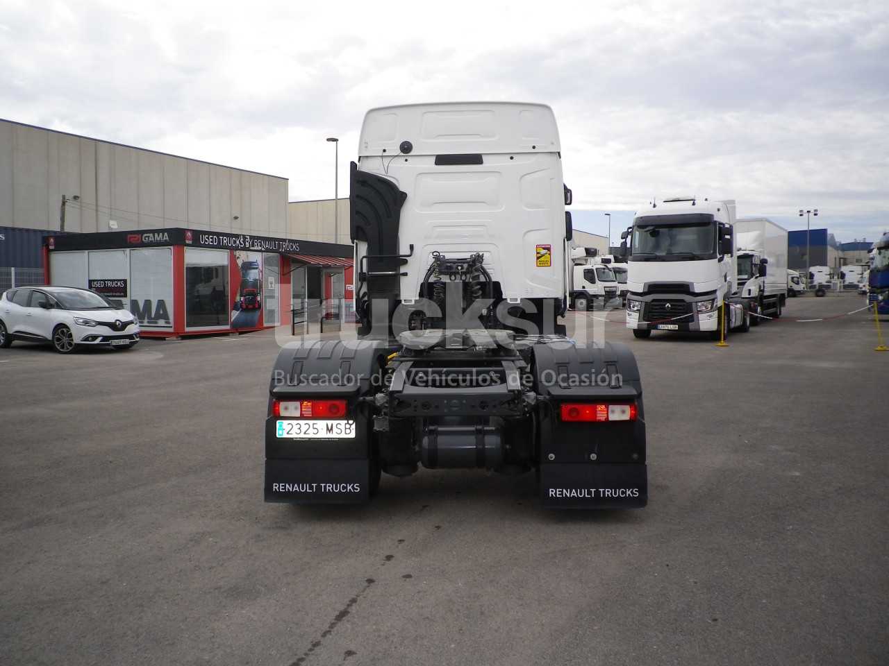 renault-t440-sleeper-cab