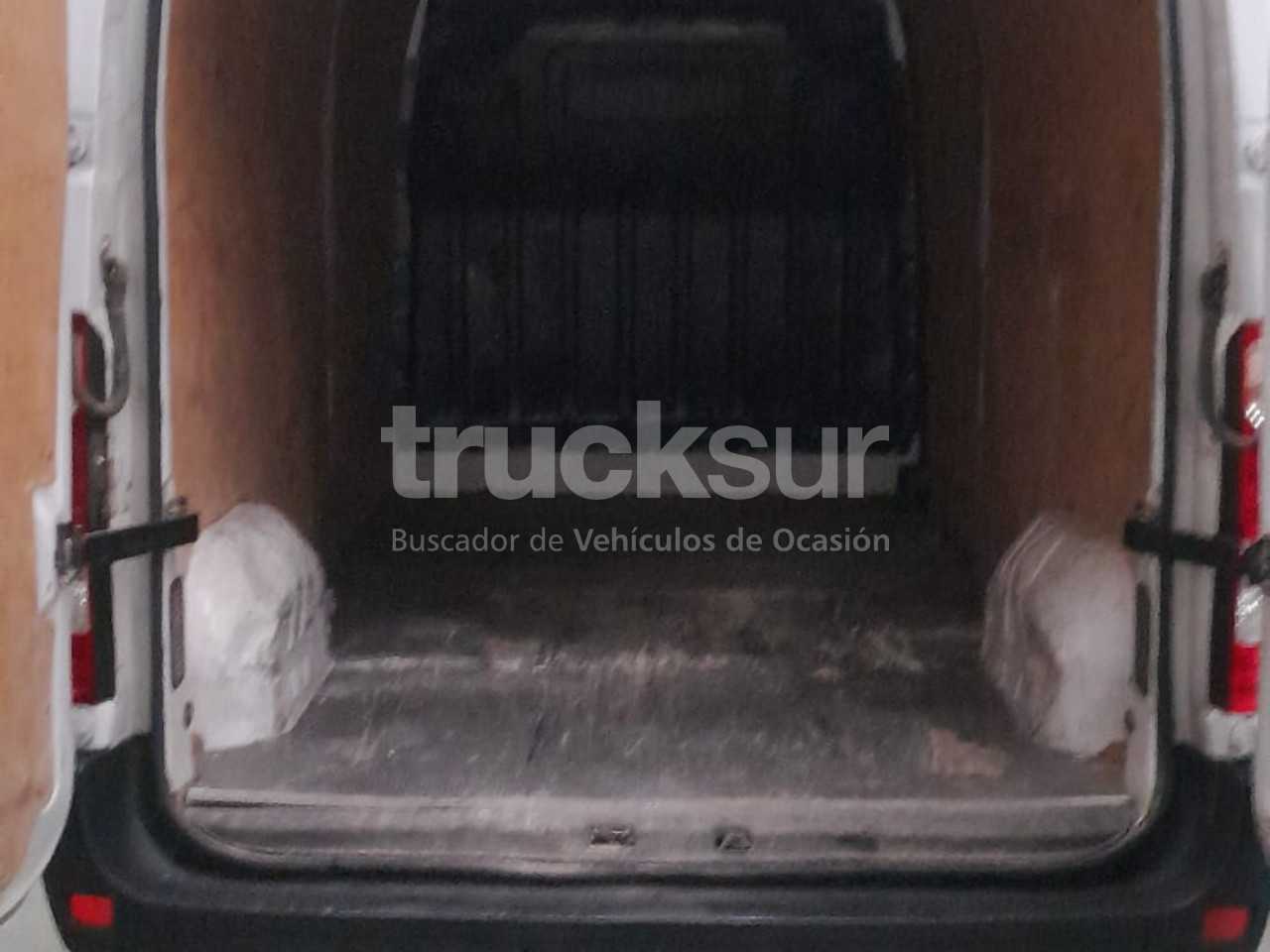 renault-master-130-35-58