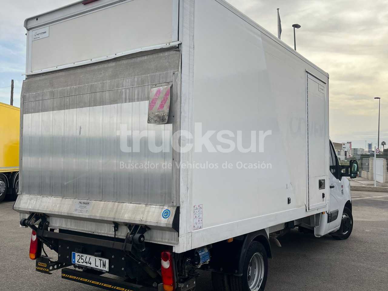 renault-master-165-35-gv-10