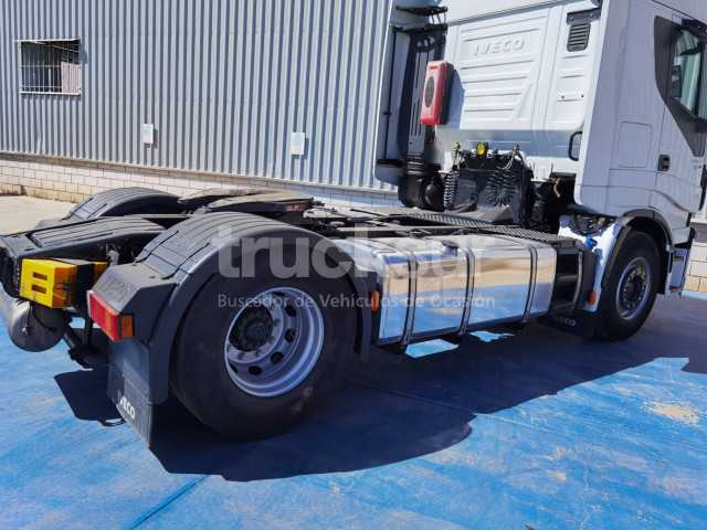 iveco-stralis-as440s48t-p-14