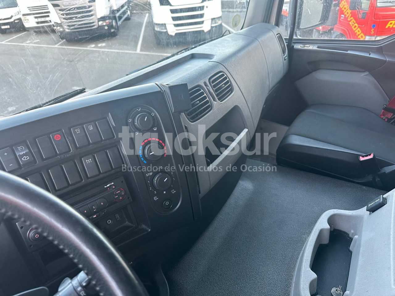 renault-d280-18-19