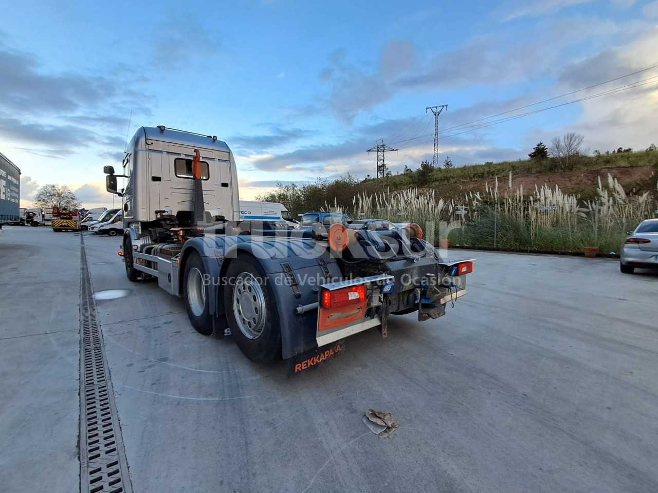 scania-r580-26-1