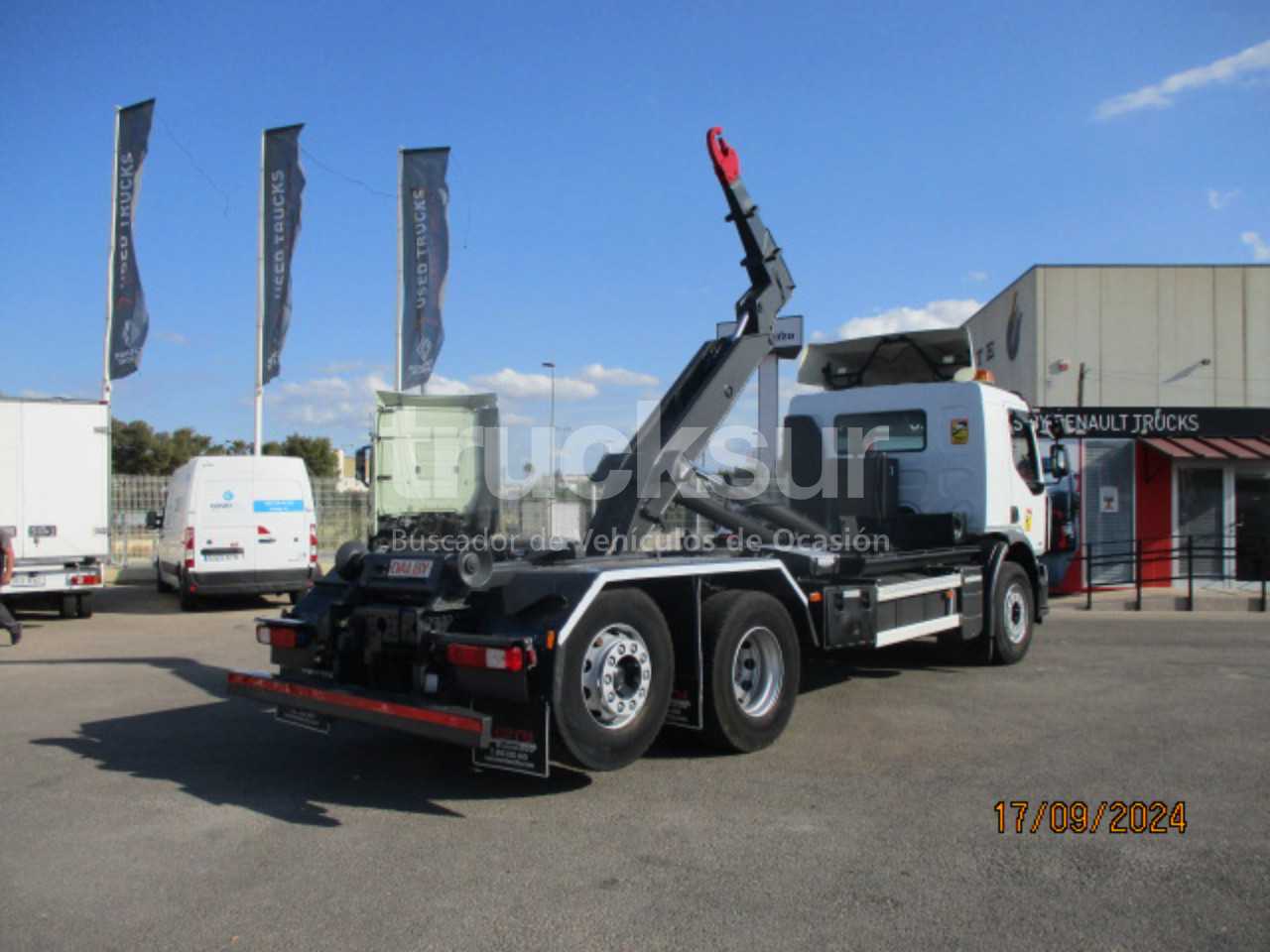 renault-premium-lander-430-26-1