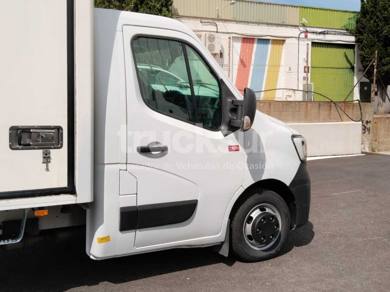 renault-165-35-frc-x