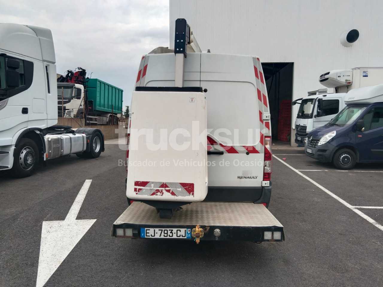 renault-master-130-35-76