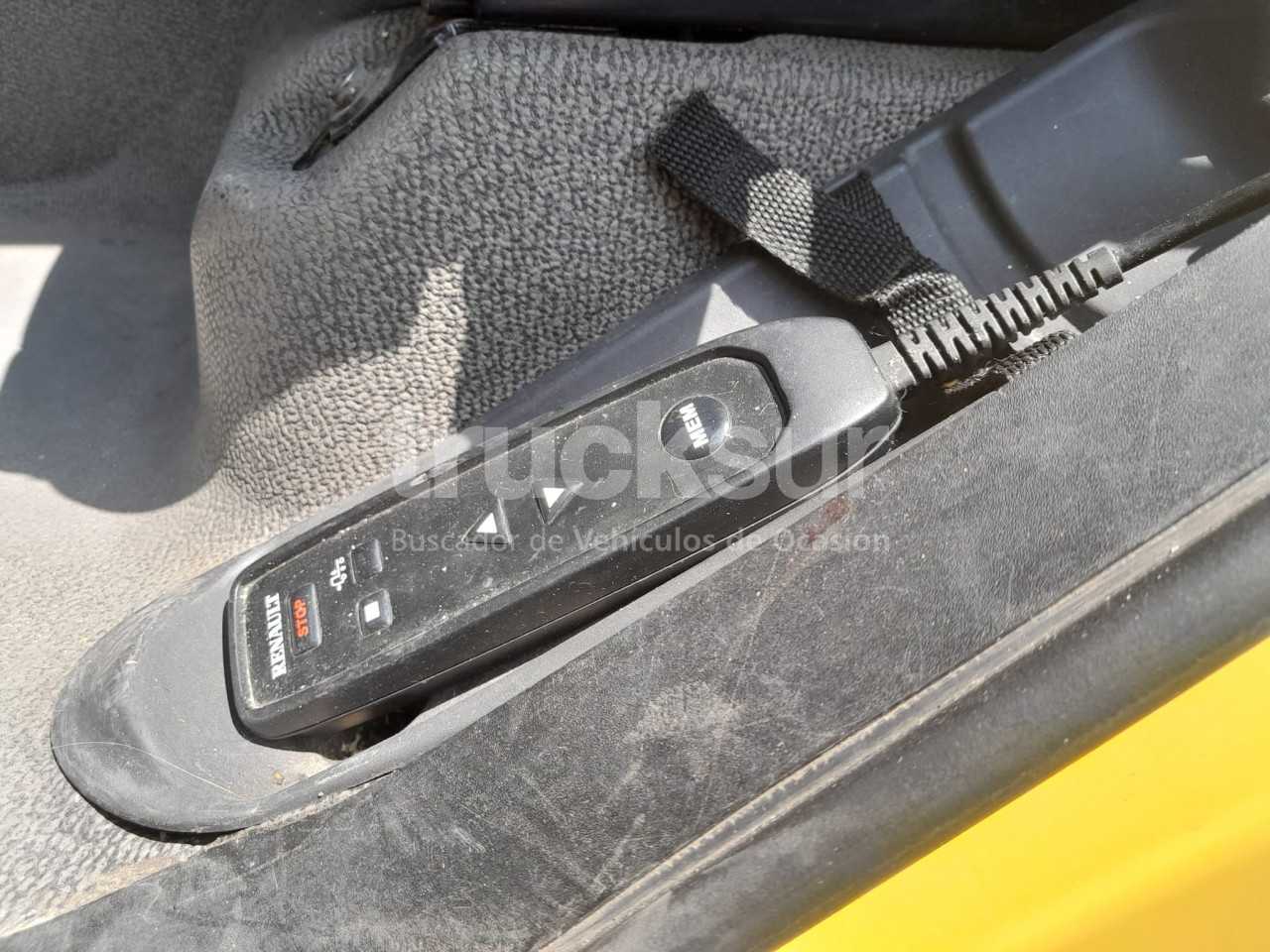 renault-d280-18-21p