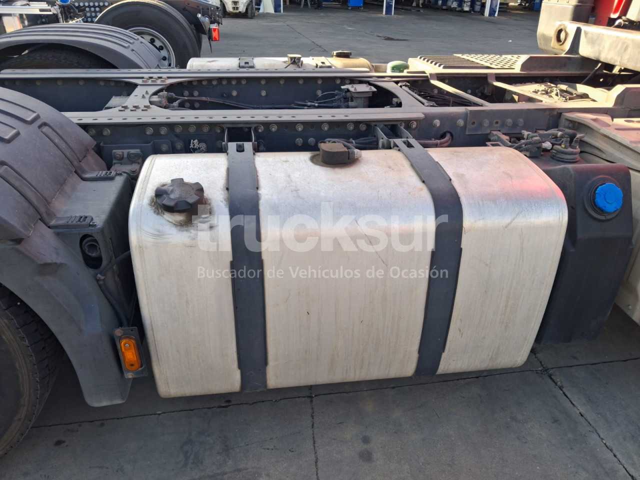 renault-d18-wide-portacoches