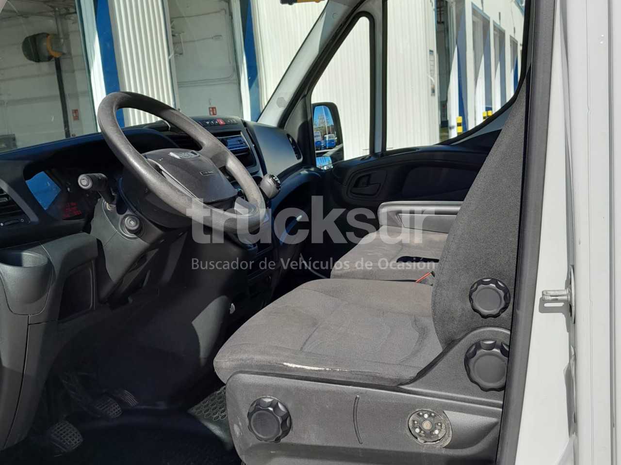 iveco-daily-35c15-38