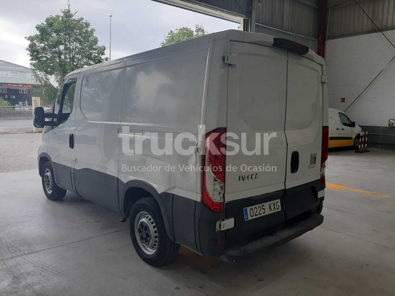 iveco-daily-35s12-9