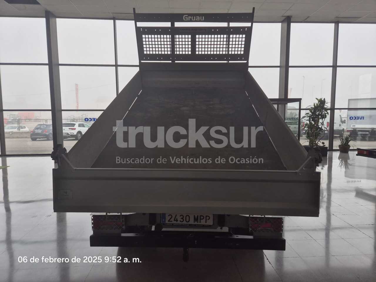 iveco-daily-35c14h-1
