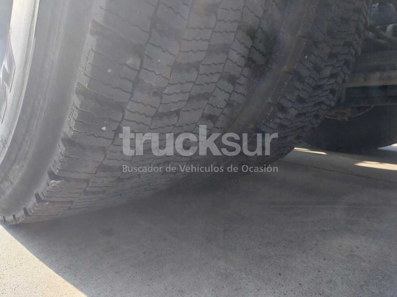 renault-t520-sleeper-cab-27