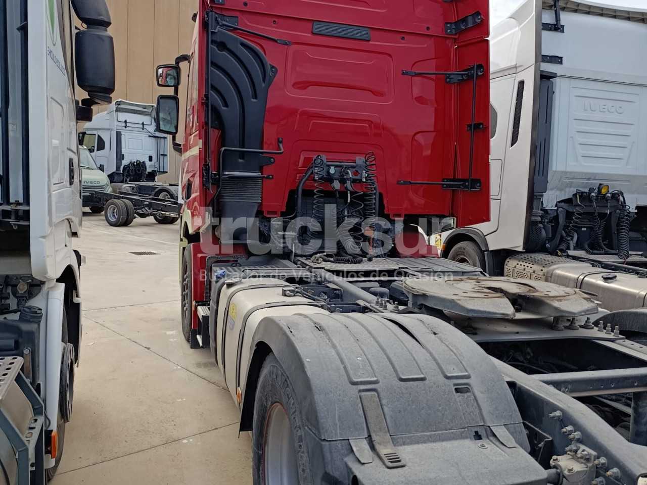 renault-t440-5