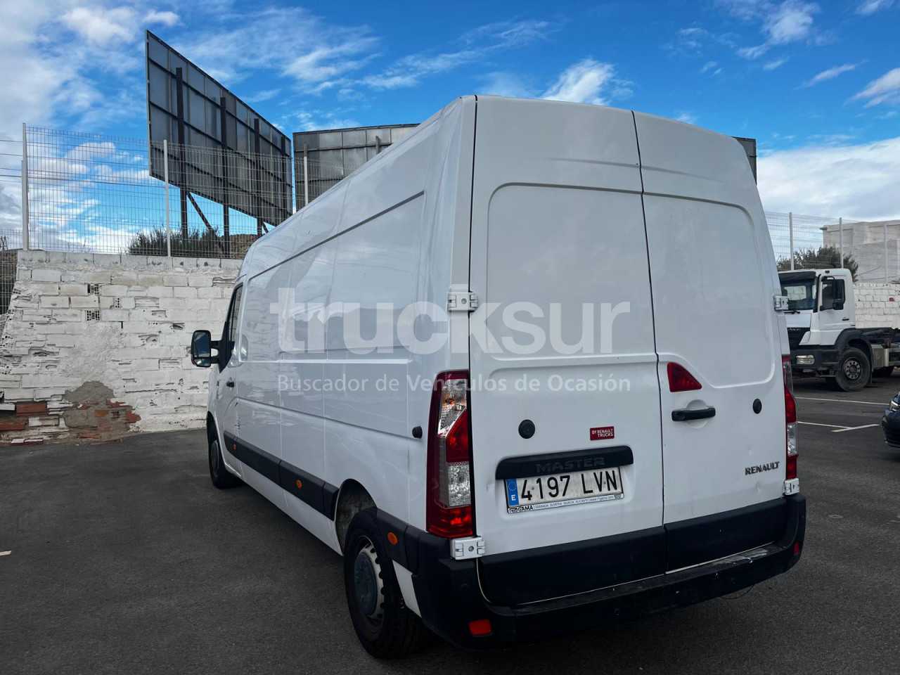 renault-master-l3h2-135-35-8