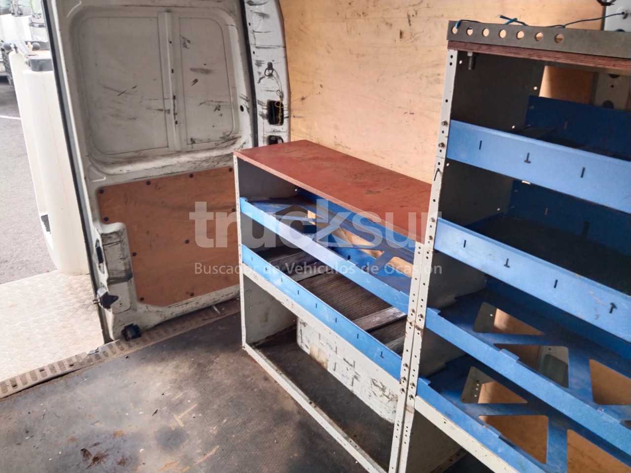 renault-master-130-35-76