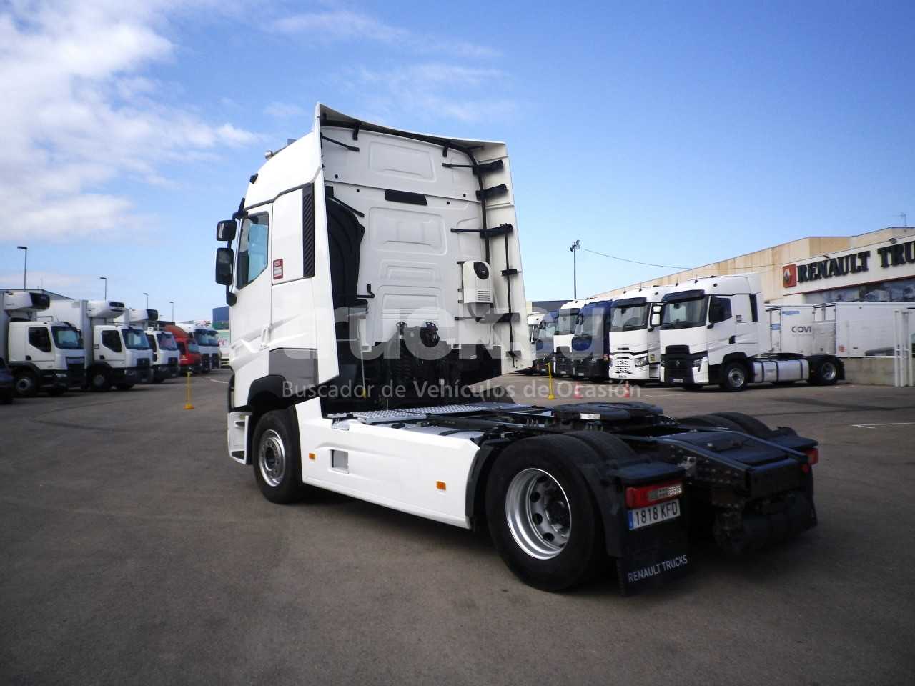 renault-t520-high-sleeper-cab-66