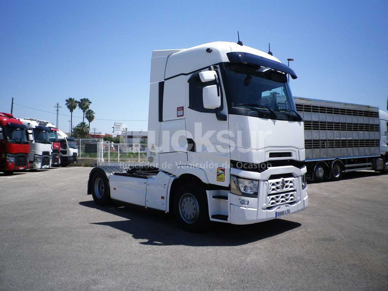 renault-t520-high-sleeper-cab-56
