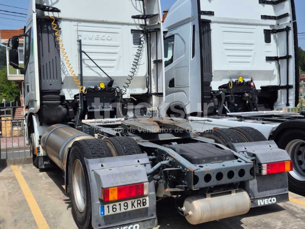 iveco-stralis-as440s40t-p-lng-1