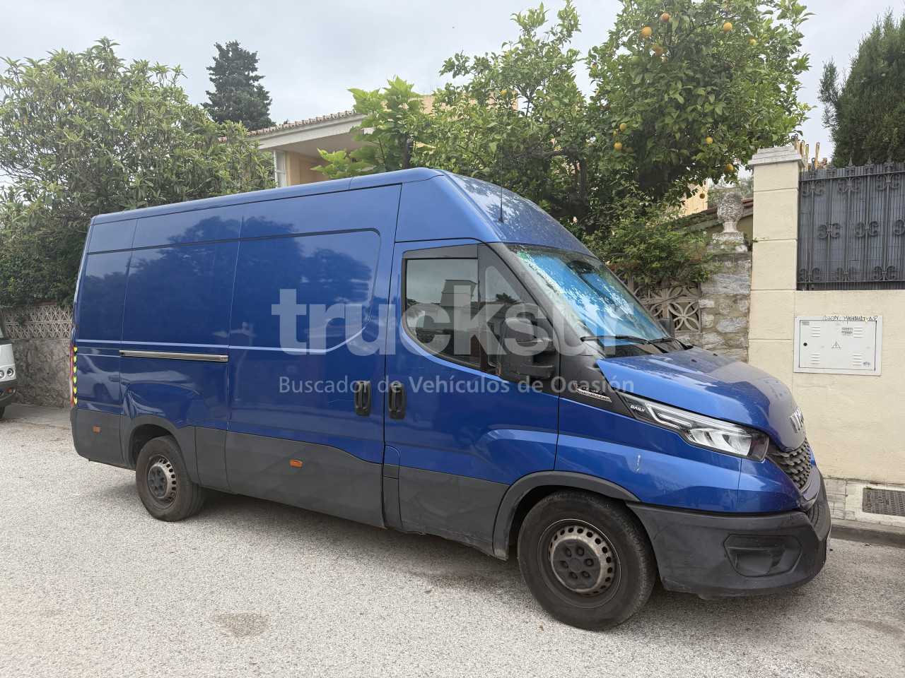 iveco-35s16-21